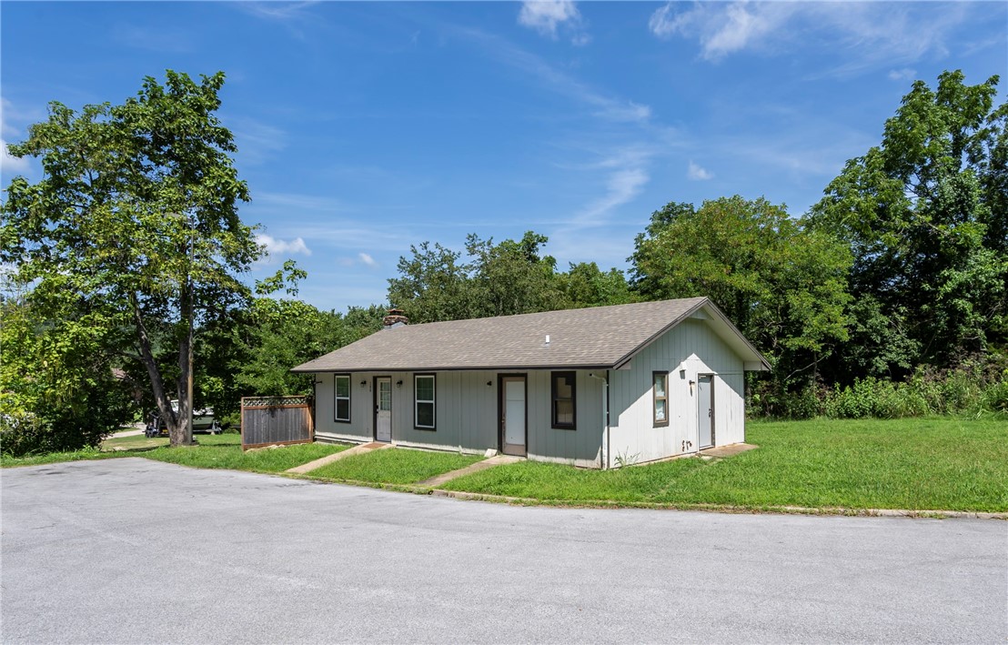 Unit 10 Holiday Island - Residential