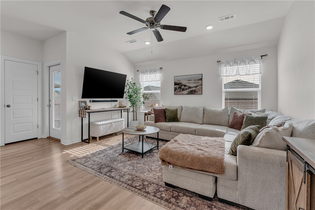 Habberton Ridge Ph 2 & 3 - Residential
