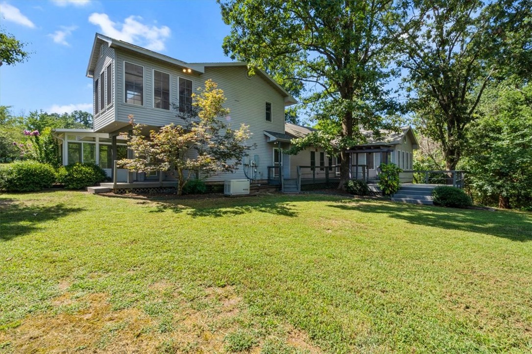 15-17-33-RURAL - Residential