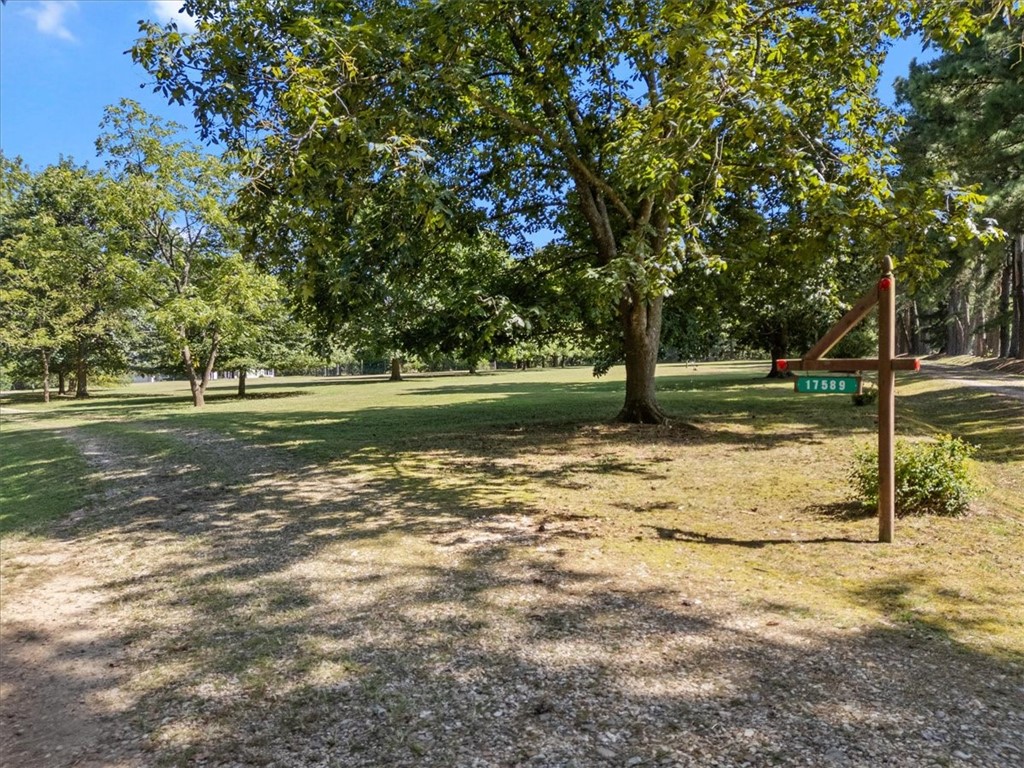 15-17-33-RURAL - Residential