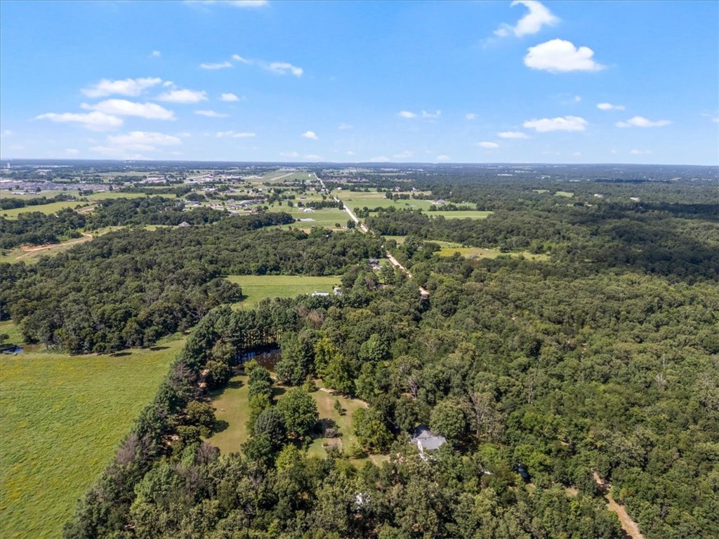 15-17-33-RURAL - Residential