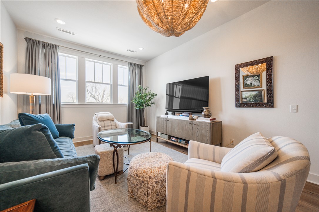 Johnson Square Ph 1A - Residential