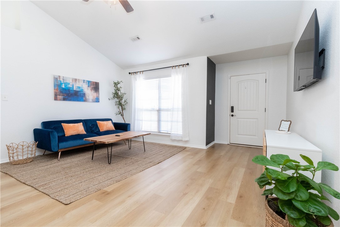 Sand Spgs Sub Ph I Cave Spgs - Residential Lease