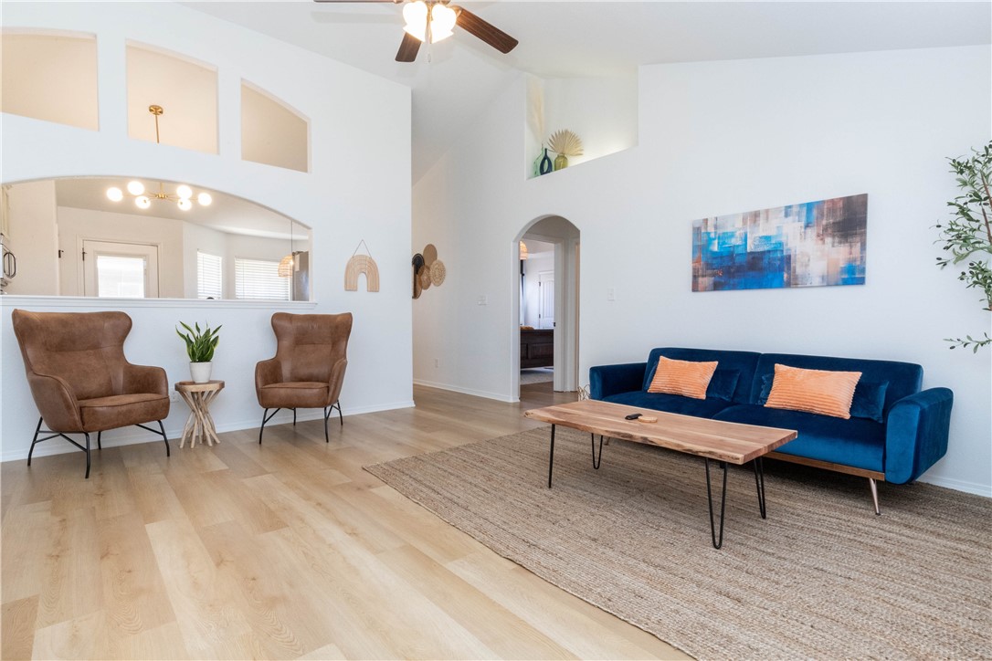 Sand Spgs Sub Ph I Cave Spgs - Residential Lease