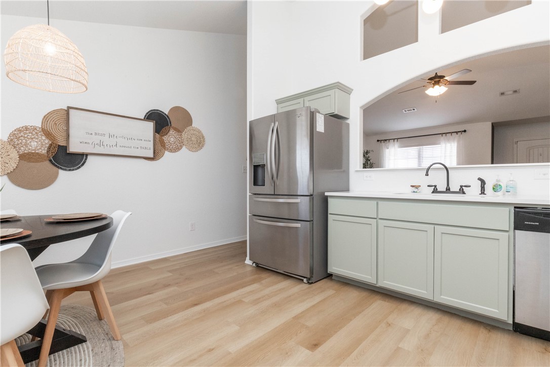 Sand Spgs Sub Ph I Cave Spgs - Residential Lease