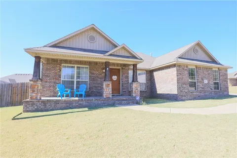 MLS: 1302981