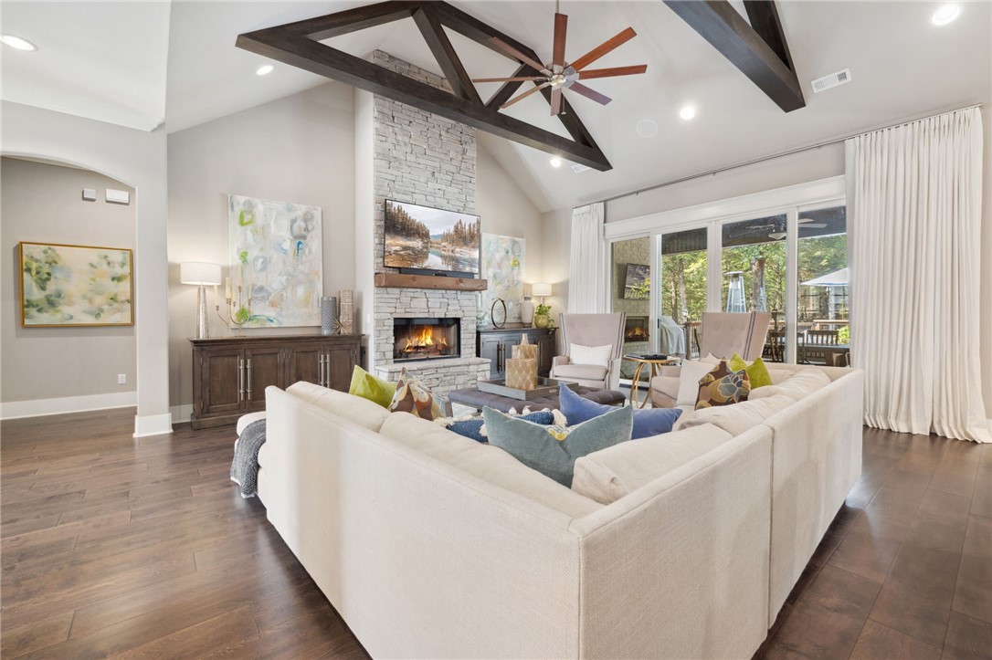 Stone Mountain - Residential