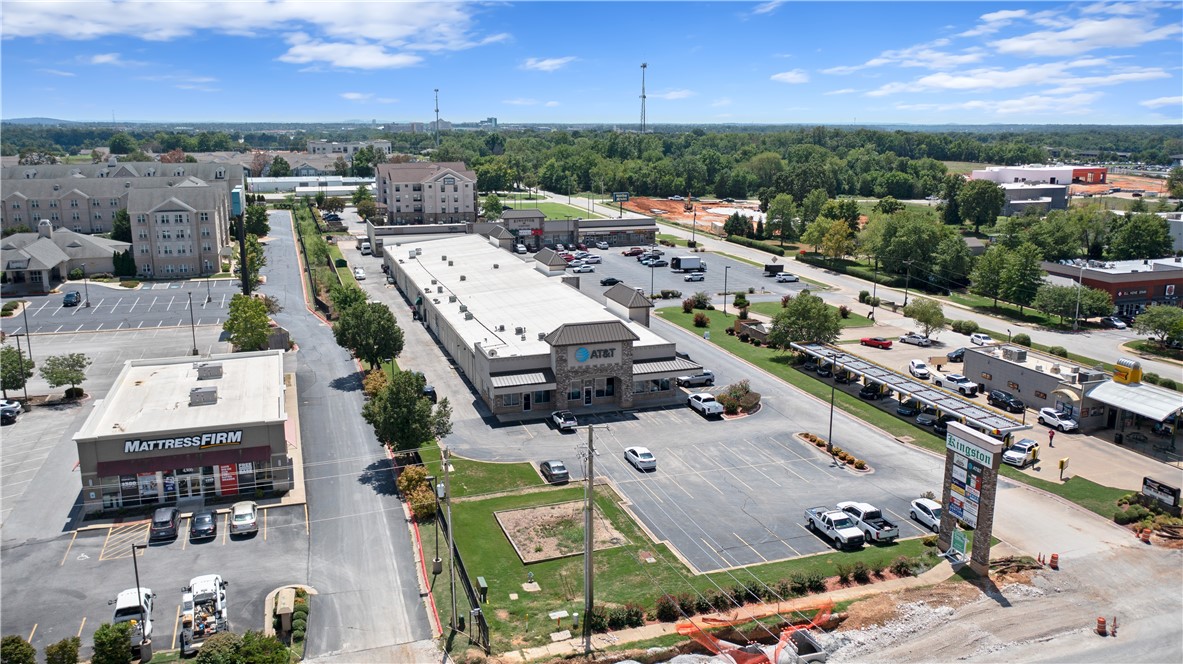 Kingston Centre Plaza - Commercial Lease