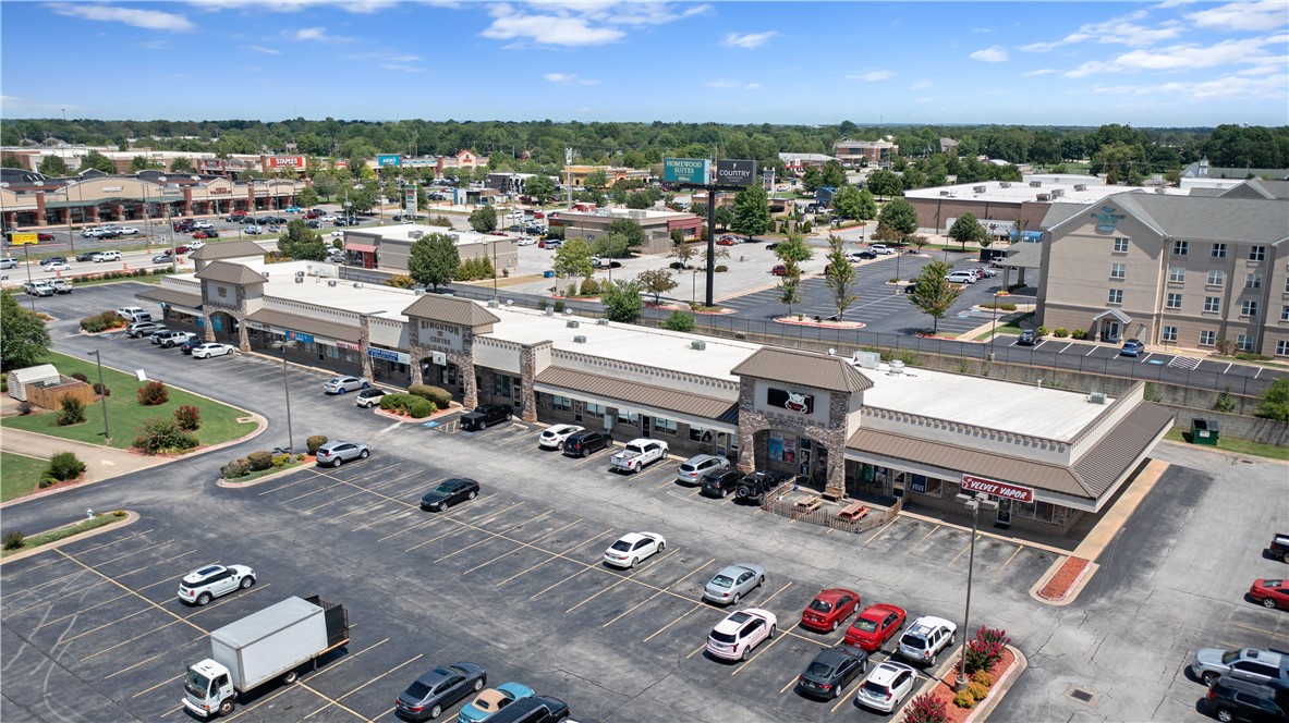 Kingston Centre Plaza - Commercial Lease