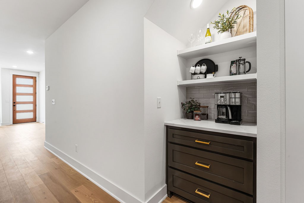 Scottsdale Center-Rogers - Residential