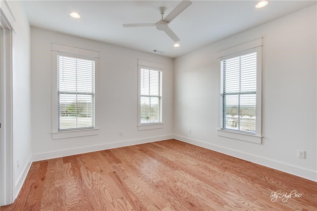 Mission Heights Dev Ph I - Residential Lease