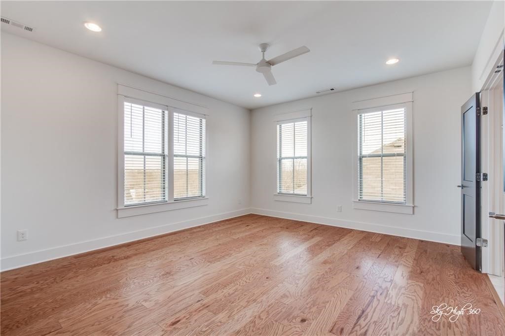 Mission Heights Dev Ph I - Residential Lease