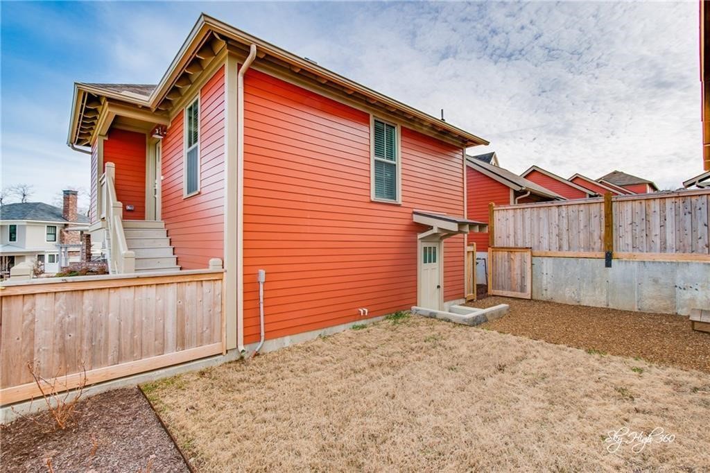 Mission Heights Dev Ph I - Residential Lease