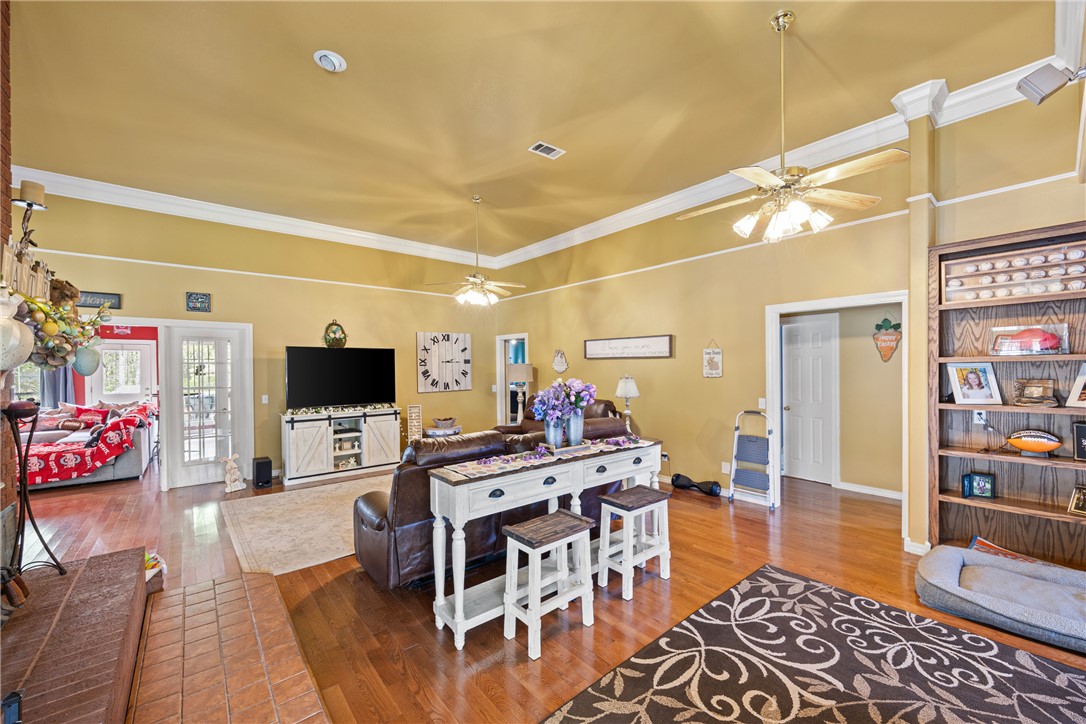 Cliff & Stream Ii - Residential