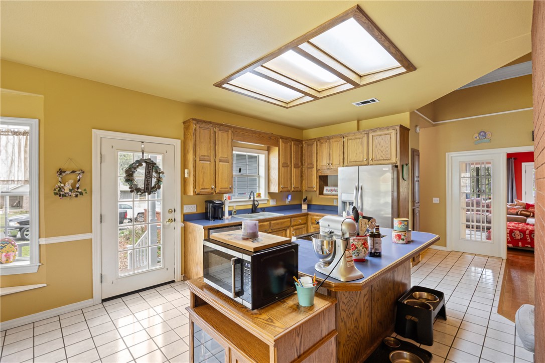 Cliff & Stream Ii - Residential