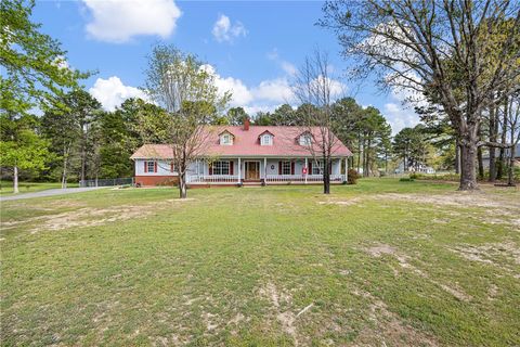 Photo of 763 Becky Boulevard, Russellville, AR 72802 (MLS # 1341643)