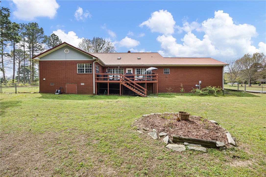 Cliff & Stream Ii - Residential