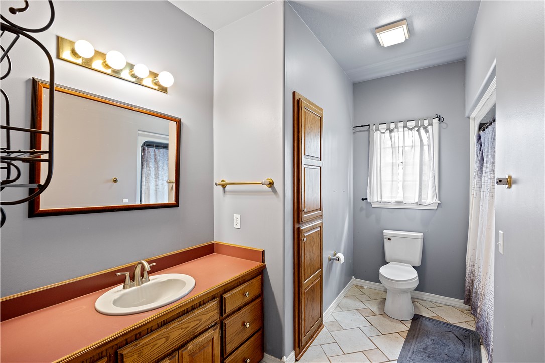 Cliff & Stream Ii - Residential