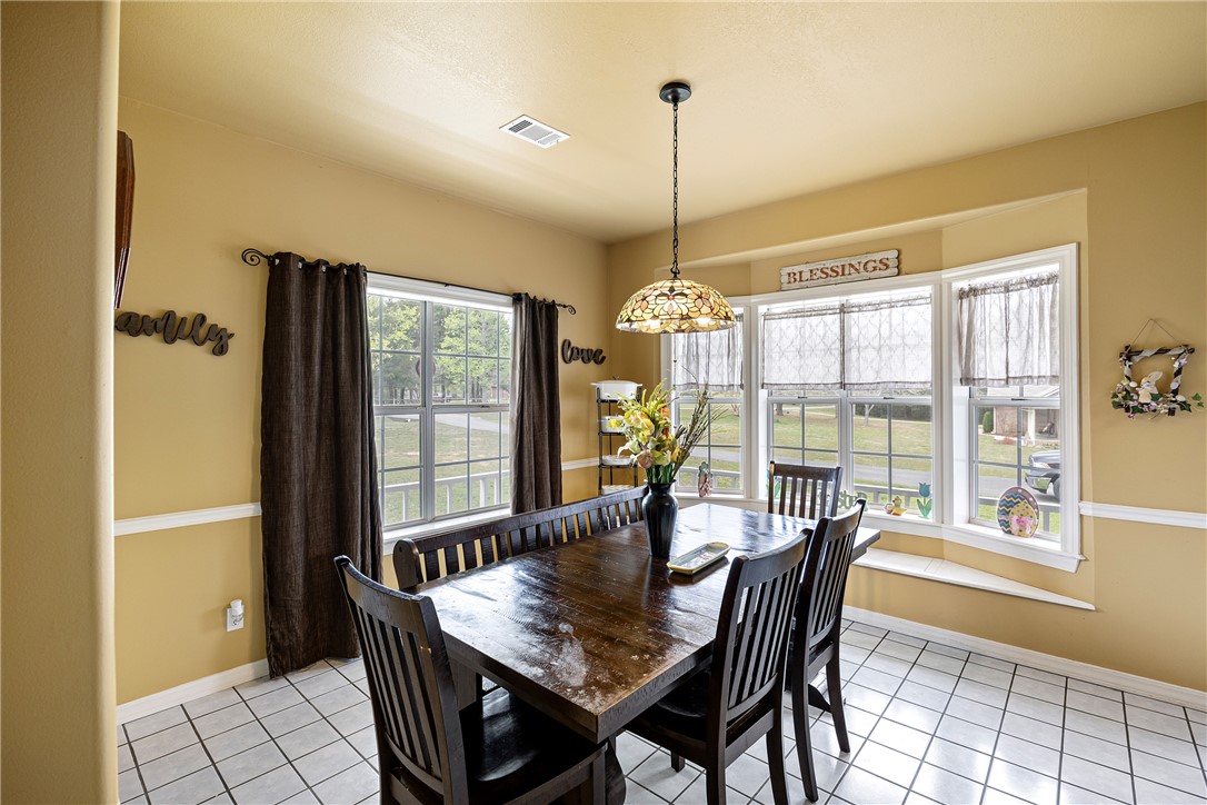 Cliff & Stream Ii - Residential