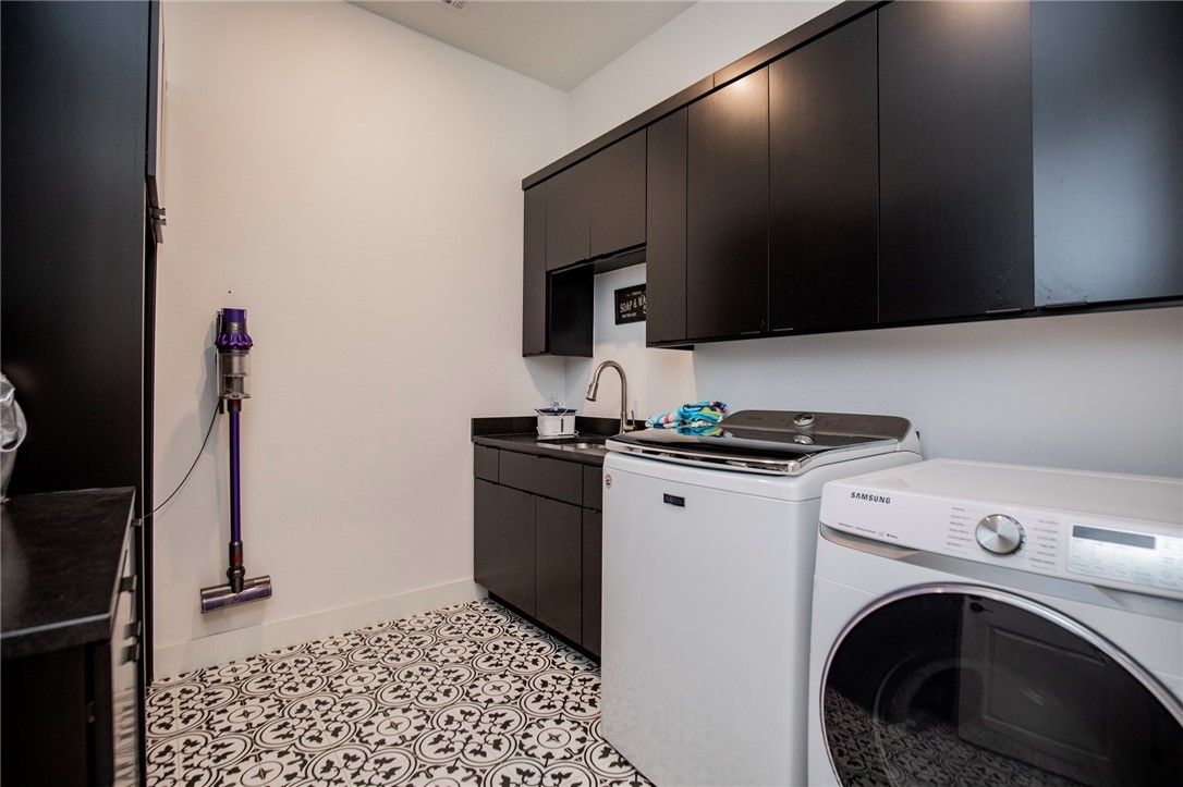Shadow Valley - Residential Lease