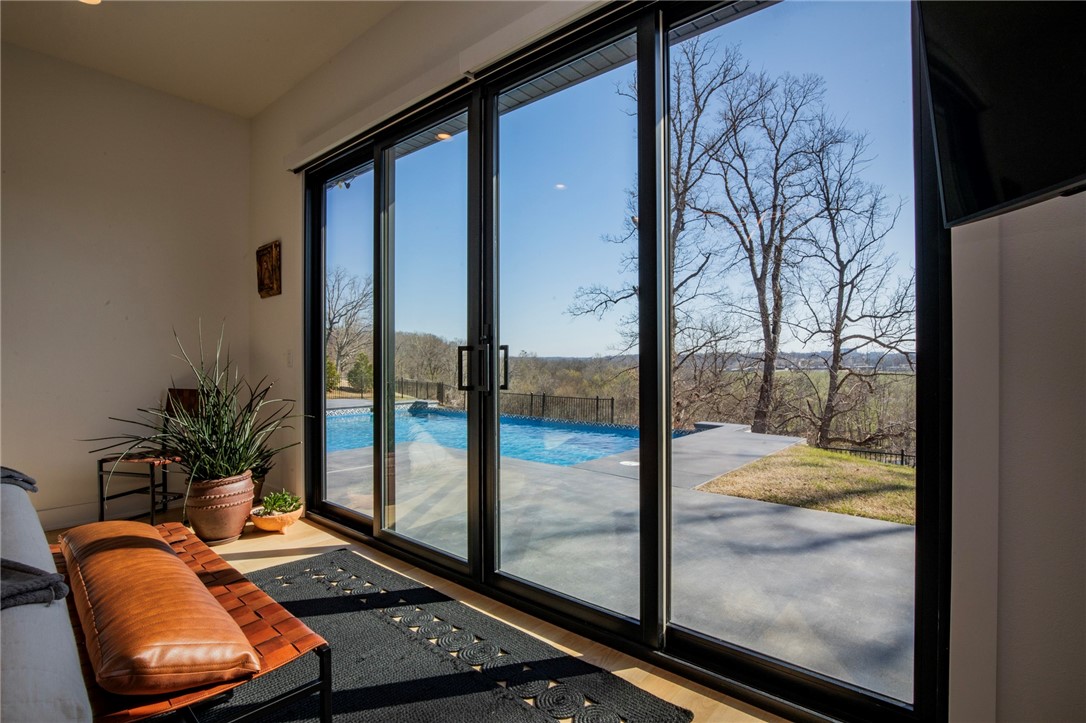 Shadow Valley - Residential Lease