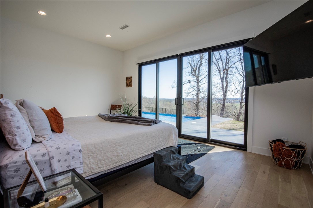 Shadow Valley - Residential Lease