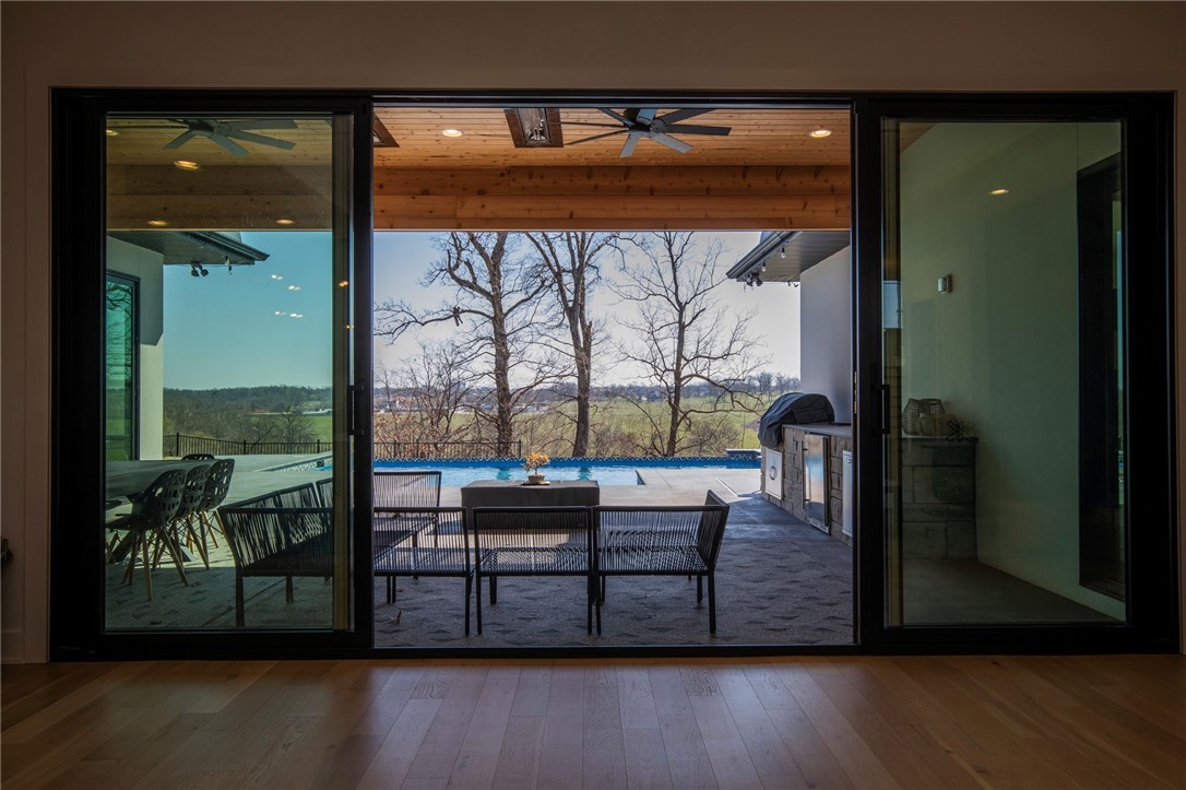 Shadow Valley - Residential Lease