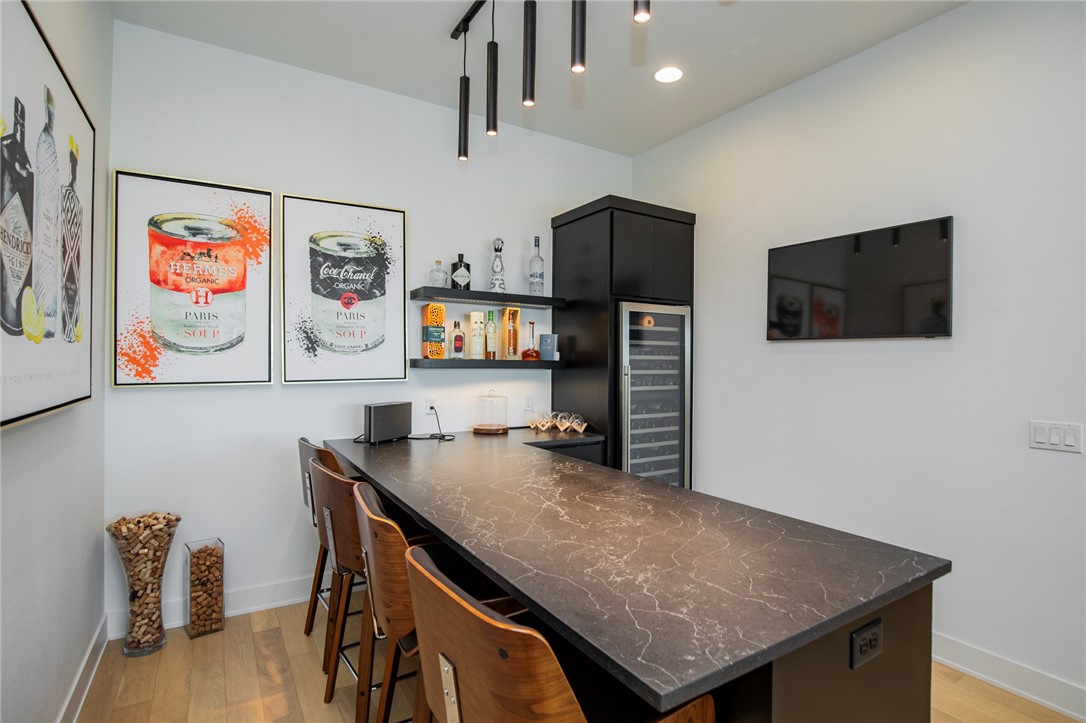 Shadow Valley - Residential Lease