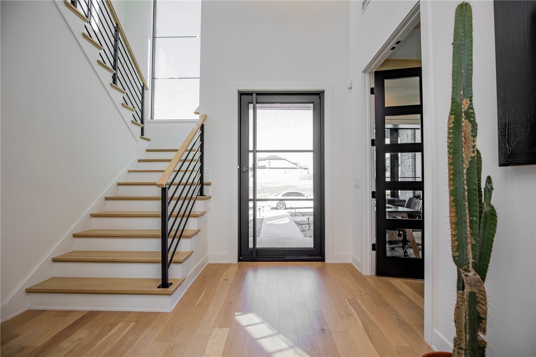 Shadow Valley - Residential Lease