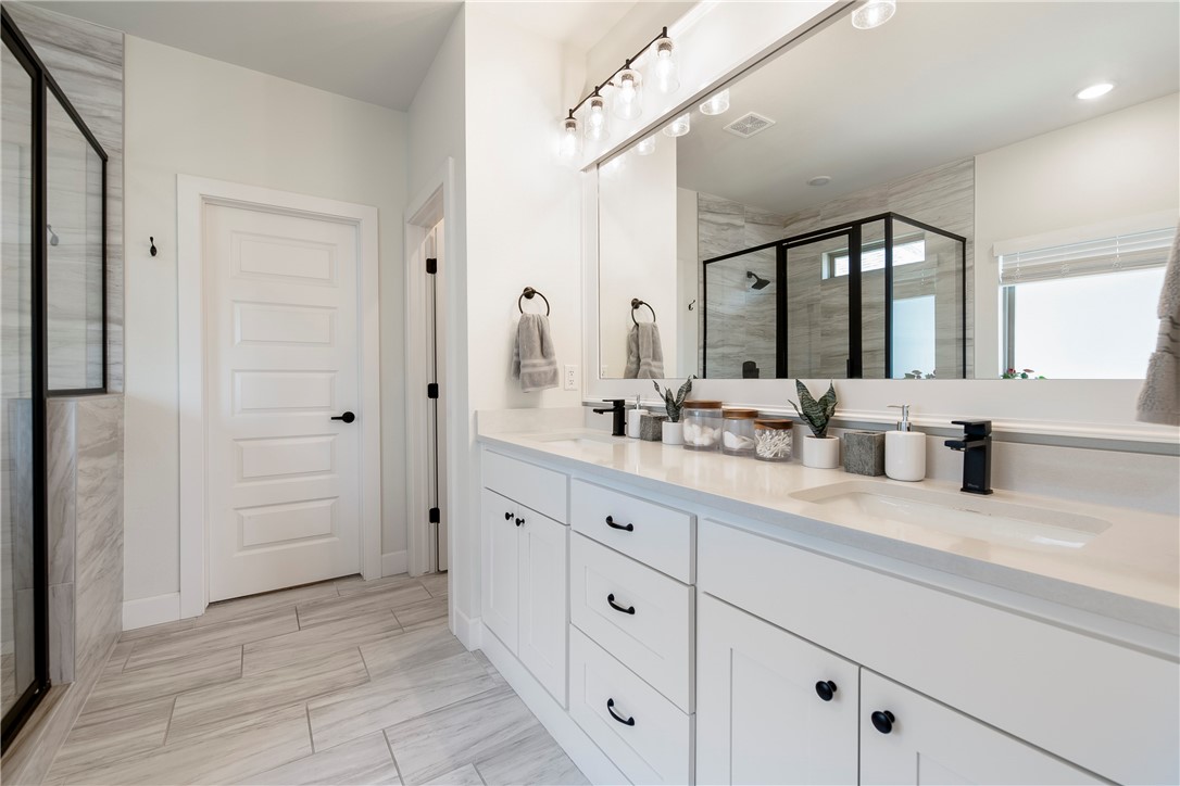 Creekside Sub Ph 2 Centerton - Residential