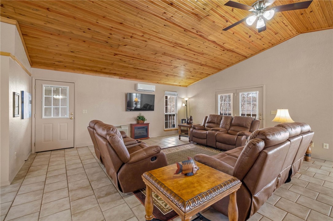 Forest Hills Sub Lost Bridge Village - Residential