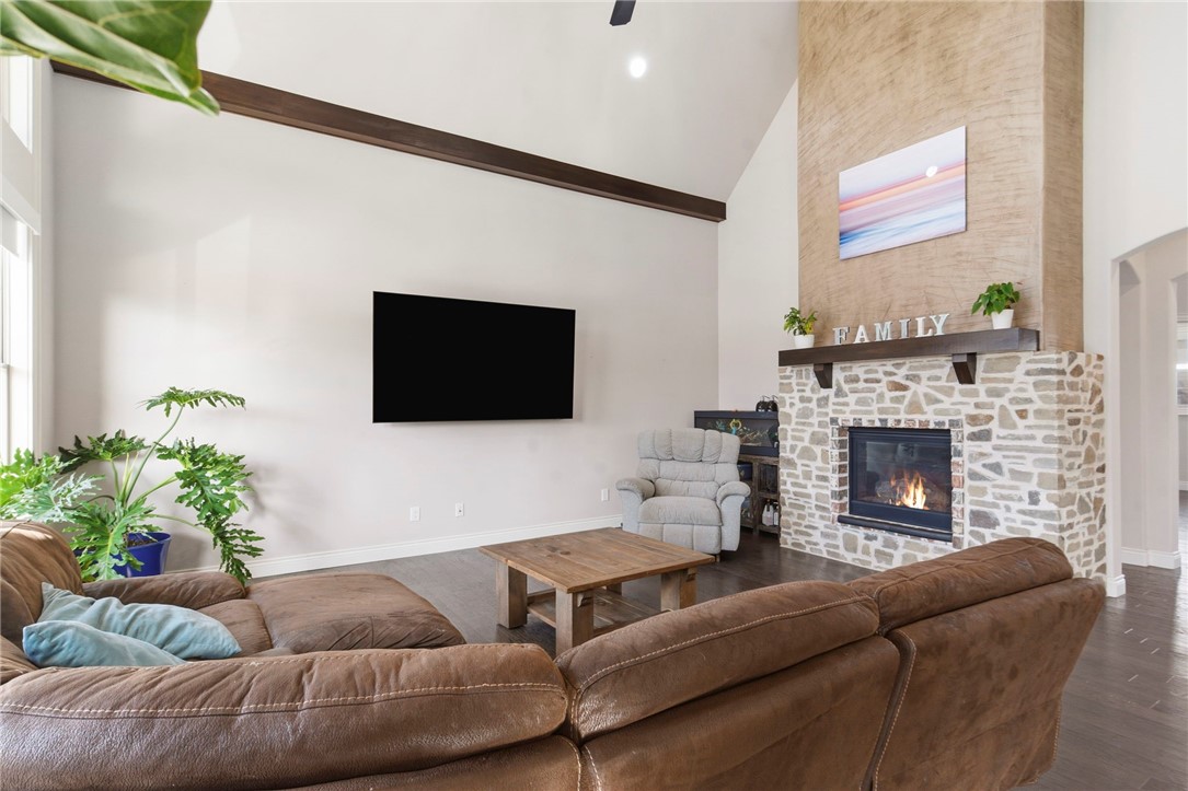 Oak Tree Centerton - Residential