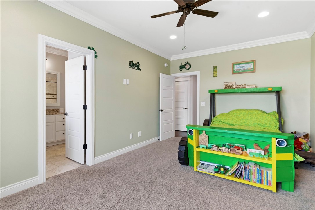 Oak Tree Centerton - Residential