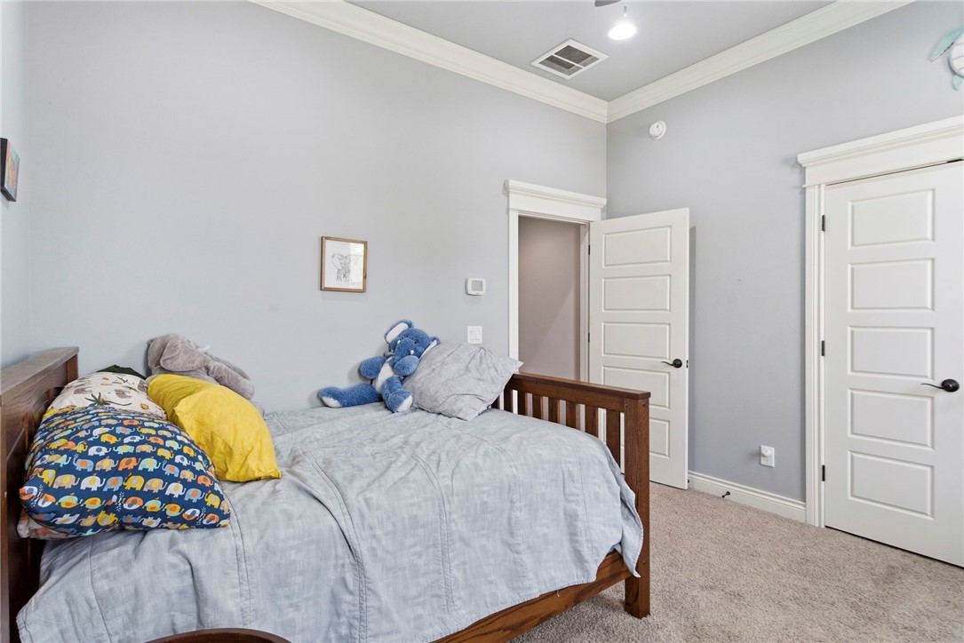 Oak Tree Centerton - Residential