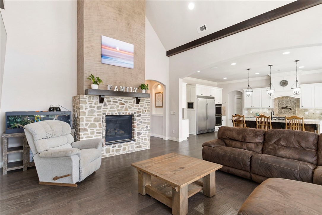 Oak Tree Centerton - Residential