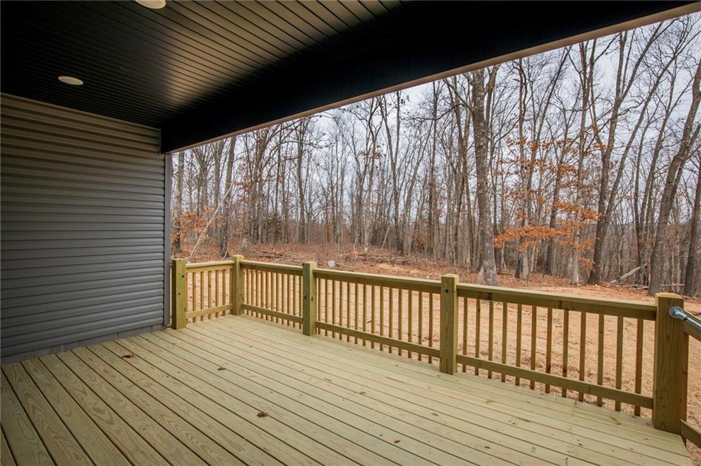 KINLOCH SUB-BVV - Residential Lease