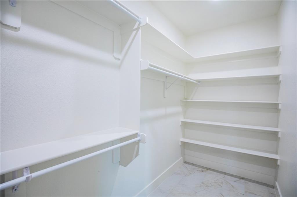 KINLOCH SUB-BVV - Residential Lease