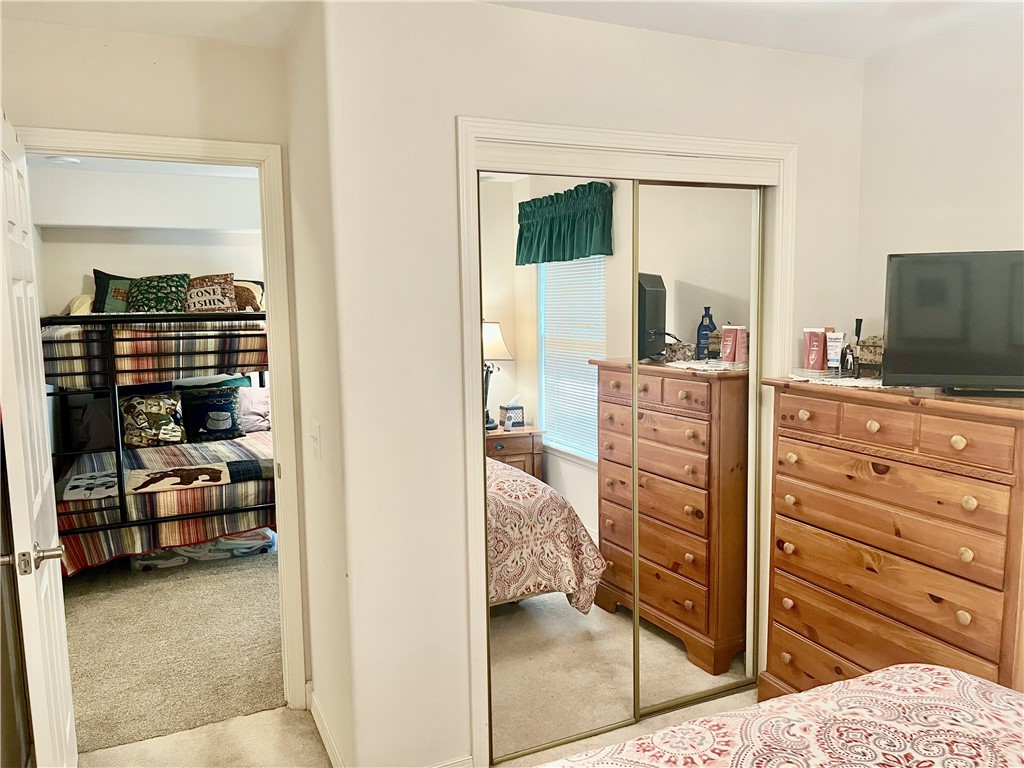 Unit 10 Holiday Island - Residential