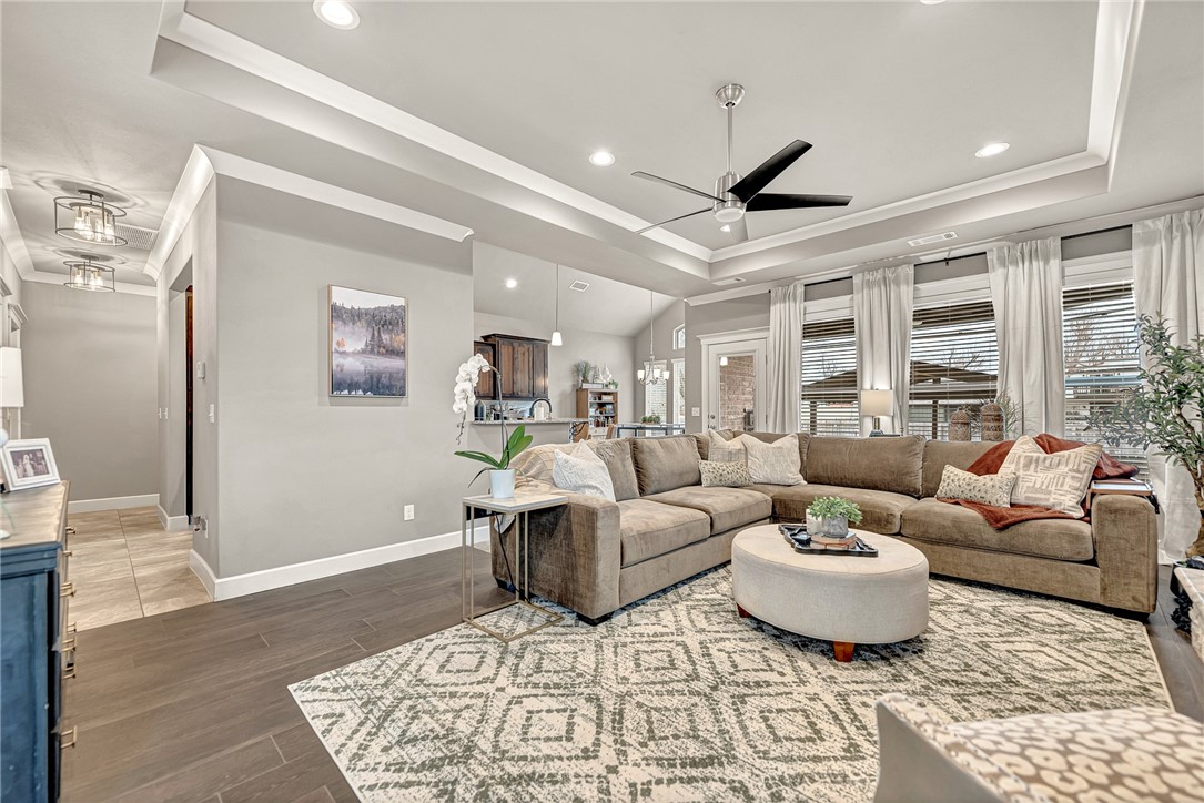 Vintage Sub Rogers - Residential