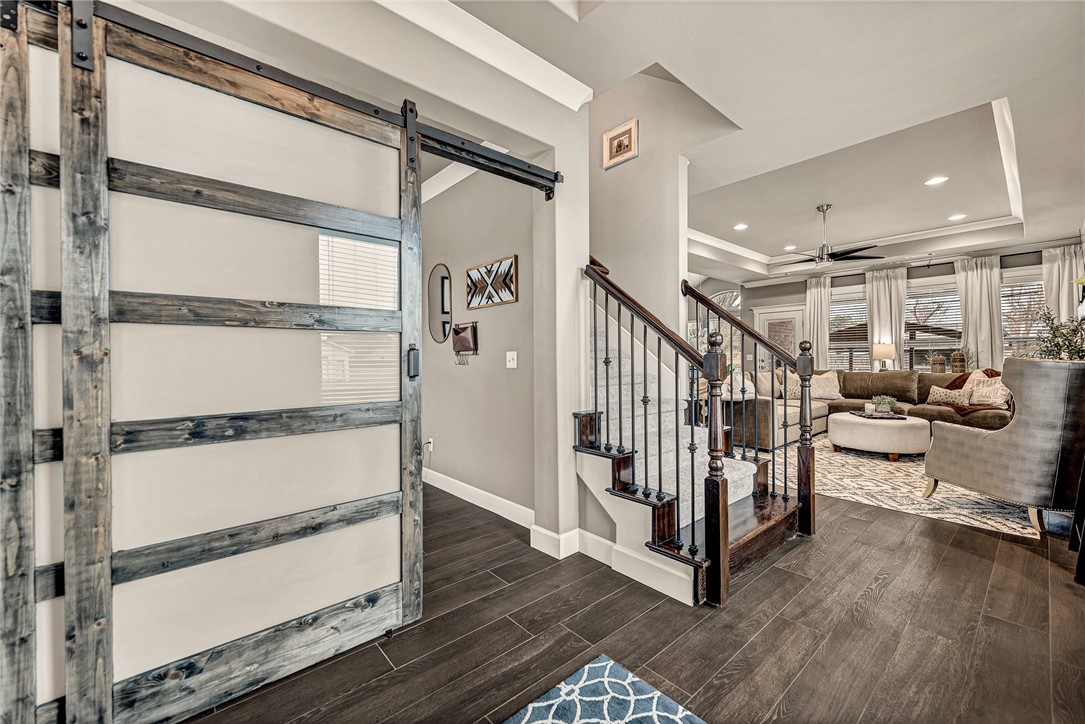 Vintage Sub Rogers - Residential