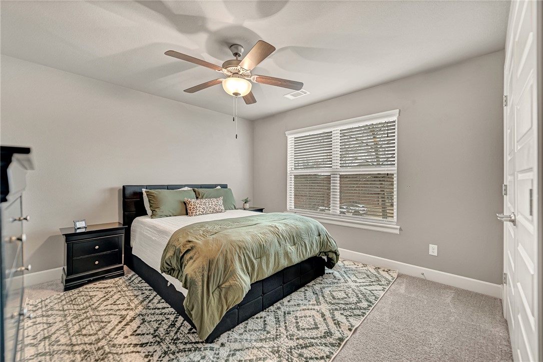 Vintage Sub Rogers - Residential