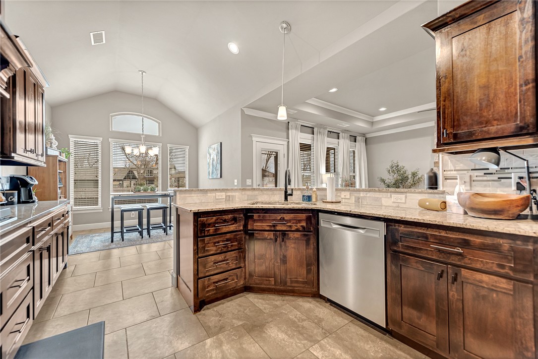 Vintage Sub Rogers - Residential