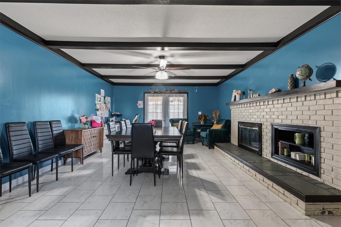 Dixie Acres Add Rogers - Residential