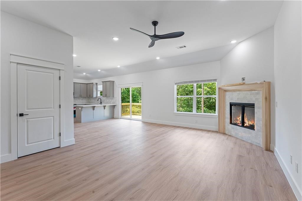 Westmorland Sub Bvv - Residential Lease