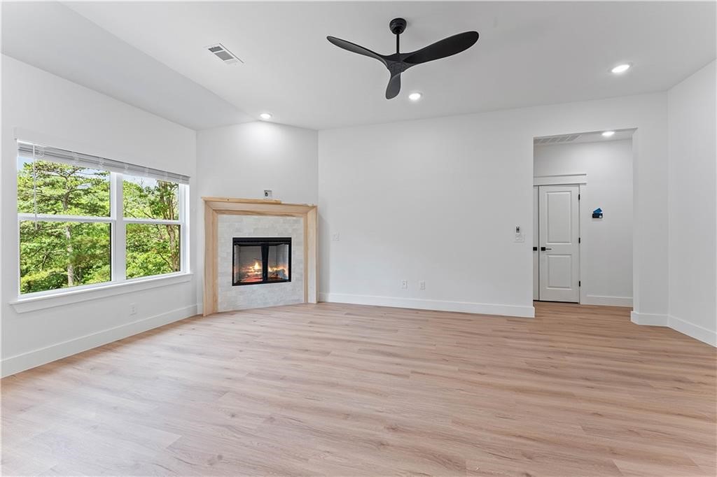 Westmorland Sub Bvv - Residential Lease
