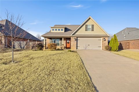 Photo of 8218 Anna Maria Avenue, Springdale, AR 72762 (MLS # 1330738)