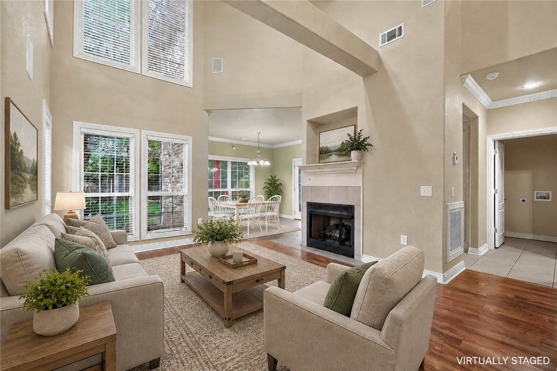 2572 E Turtle Creek Drive