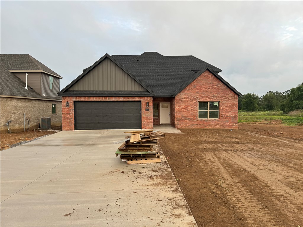 Beautiful 4 bedroom home located in upcoming Centerton subdivision. This spacious home has 2 bedrooms downstairs with 2 upstairs. You'll love the granite counter tops, fireplace living room, vaulted ceiling in living room, walk in master closet, open kitchen to living concept. You won't want to miss out on one of these quality built homes. Blinds and gutters included. You'll have peace of mind with your 1 year builder warranty! Seller offering up to $10,000 towards buyer concessions. These can be used towards fence, closing costs, rate buy downs, or appliances. Preferred lender offering up to $3,500 in Closing costs or rate buydown. That's a potential total of $13,500 for buyer concessions!
