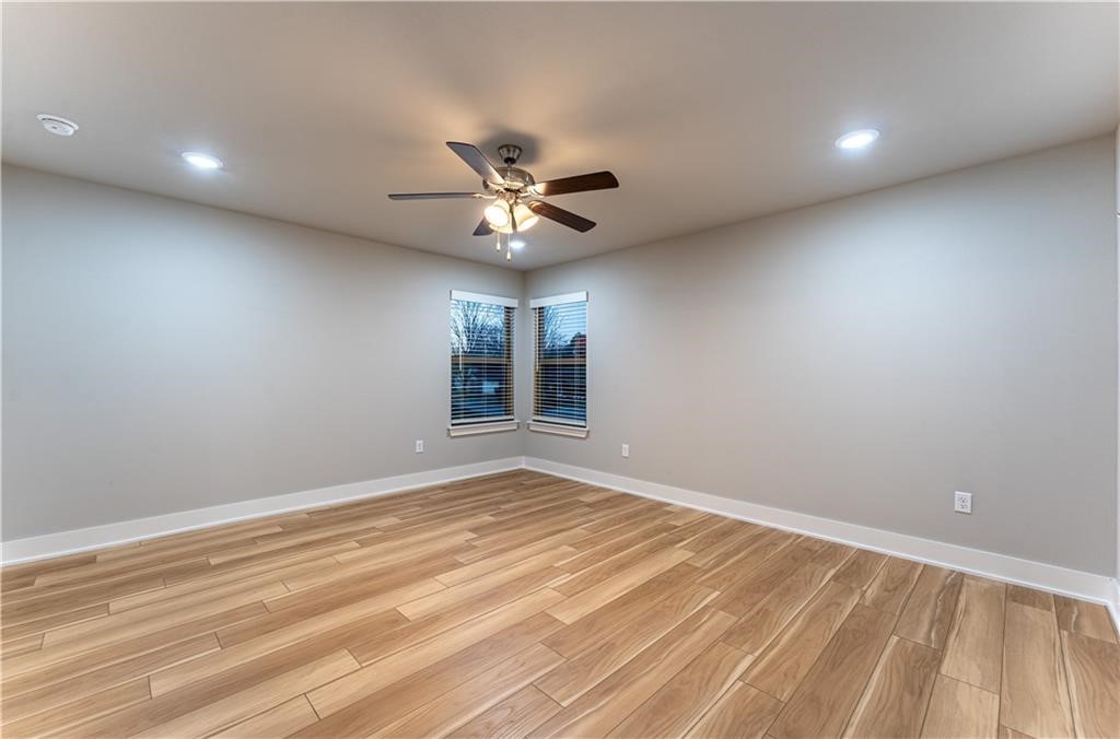 Gentry Heights Townhome Hpr Gentry - Residential Lease