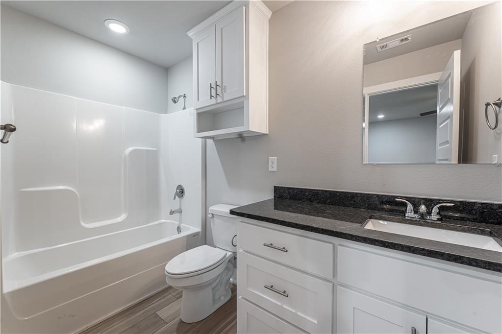 Gentry Heights Townhome Hpr Gentry - Residential Lease